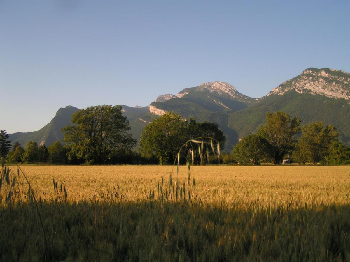 Les Champs Dores Noyarey Dış mekan fotoğraf